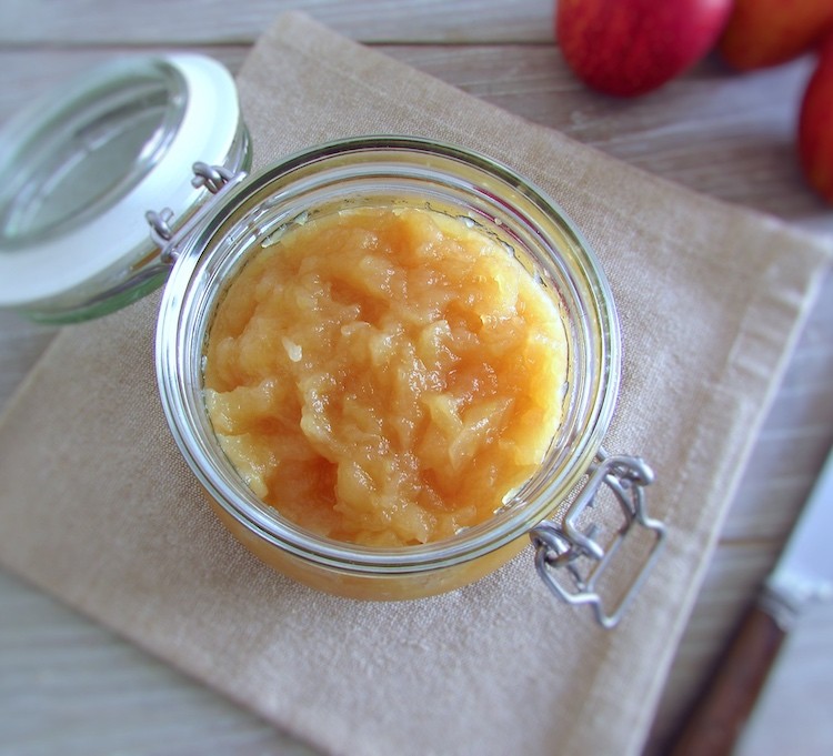 JAM APPLE IN JAR
