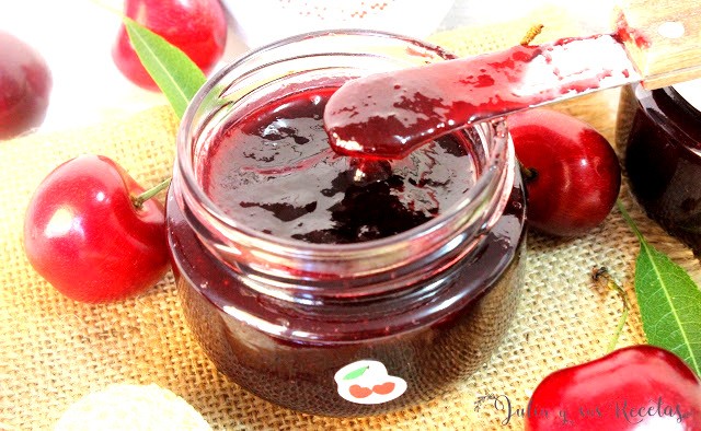 JAM CHERRY IN JAR