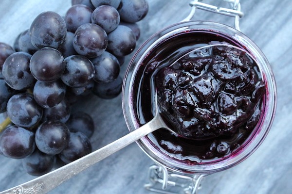 JAM GRAPE IN JAR
