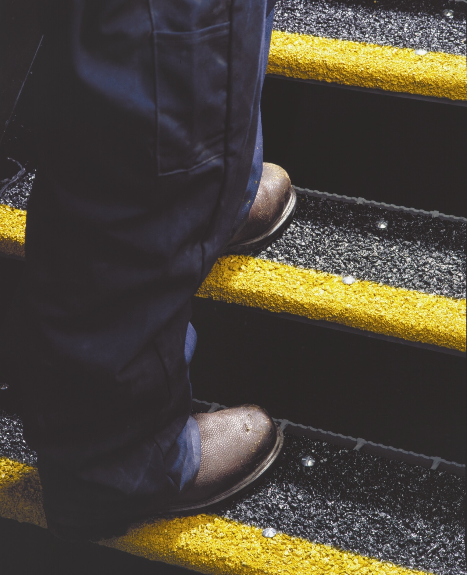 STAIR NOSING ANTISLIP SCOTGRIP, SSN 80X1200MM SAFE YELLOW FINE