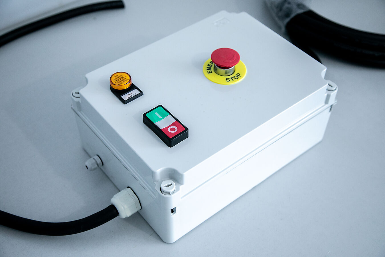 HPCE DYNAMIS 500+/ELECTRICAL BOX COMPLETE W/INTERNAL PARTS W/10M ELECTRICAL CABLE AND PLUG
