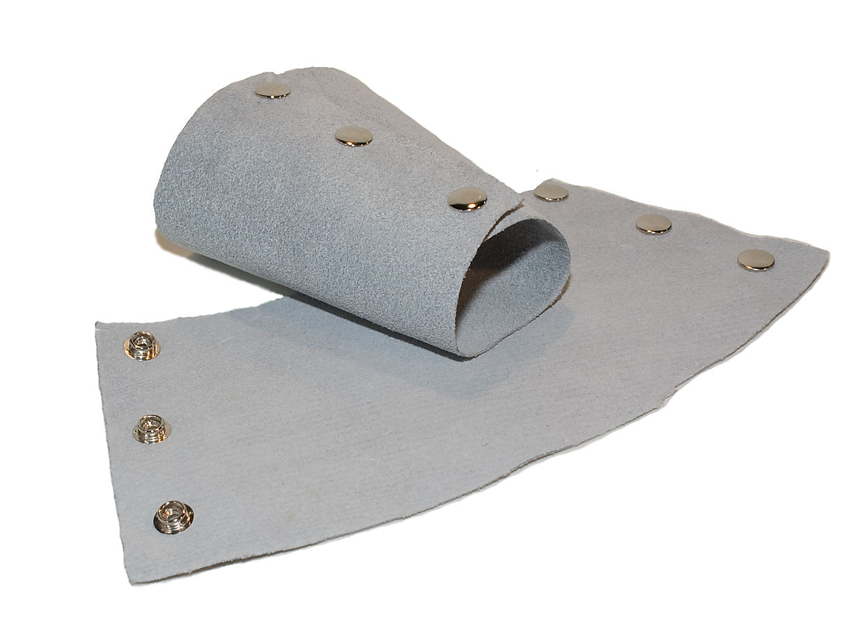 LEATHER CUFFS PAIR