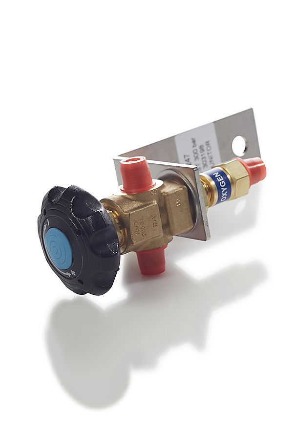 T-VALVE N2/OX W/NON RETURN VALVE AND BRACKET