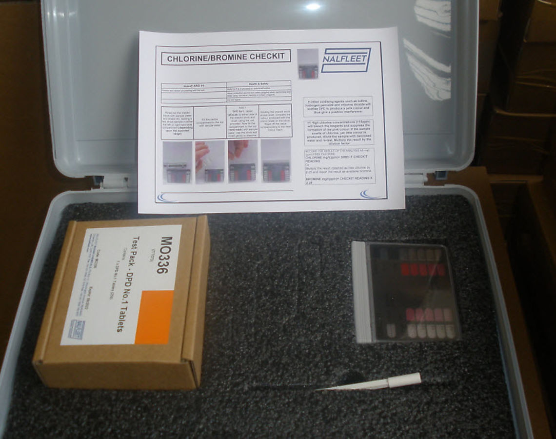 CHLORINE/BROMINE CHECKIT KIT